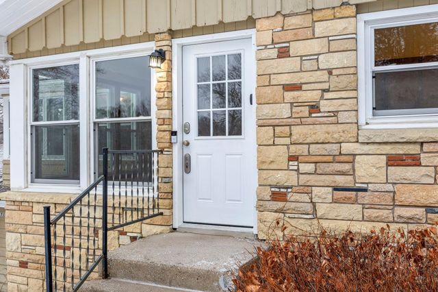 1171 Ingerson Road, Arden Hills, MN 55112