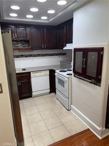 3010 Associated 130, Fullerton, CA 92835