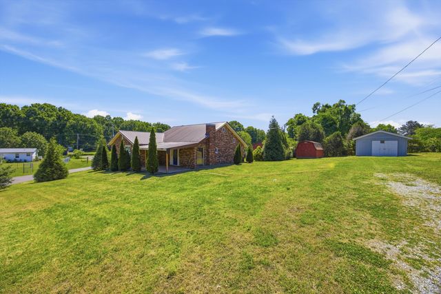 707 Cherokee Trail, Rossville, GA 30741