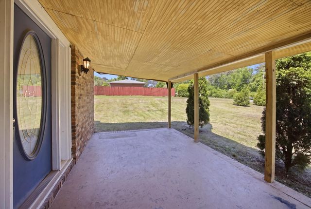 707 Cherokee Trail, Rossville, GA 30741