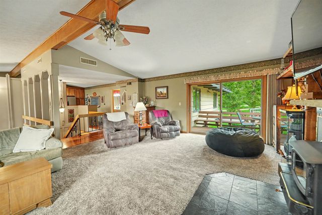 125 S Hilldale Rd, Salina, KS 67401