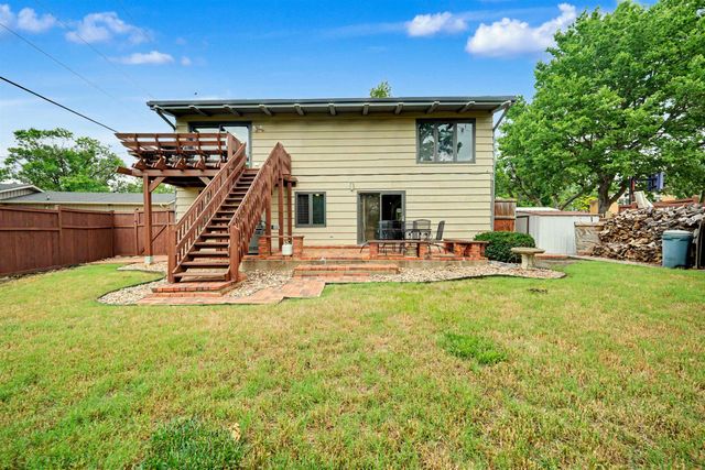 125 S Hilldale Rd, Salina, KS 67401