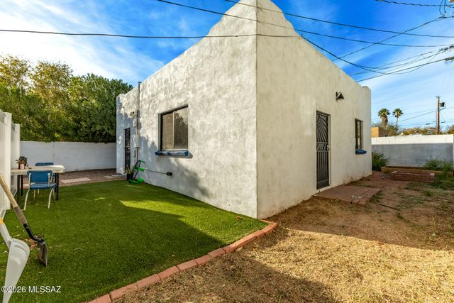 2321 E 6th Street, Tucson, AZ 85719