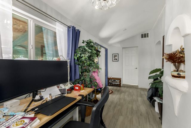 2321 E 6th Street, Tucson, AZ 85719