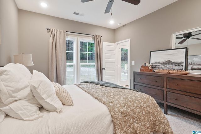 377 SHILOH CREEK DRIVE, Calera, AL 35040