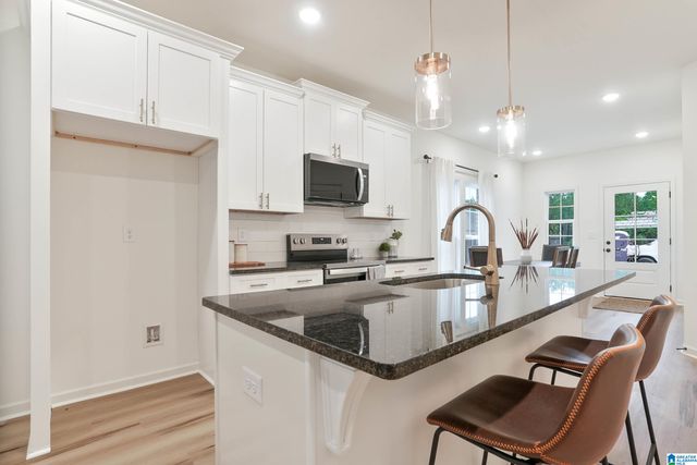 377 SHILOH CREEK DRIVE, Calera, AL 35040