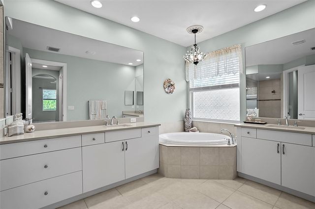 8280 Halbert Lane, Vero Beach, FL 32968