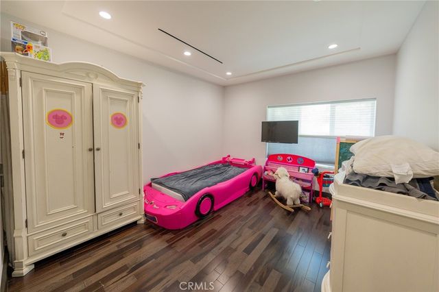 18720 San Fernando Mission, Porter Ranch, CA 91326