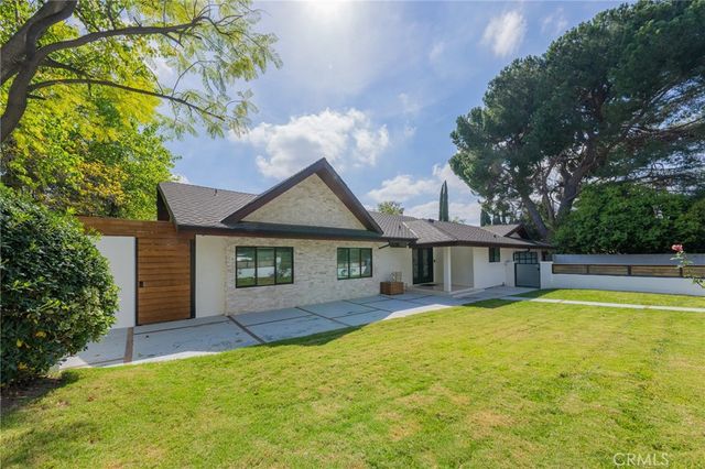 18720 San Fernando Mission, Porter Ranch, CA 91326