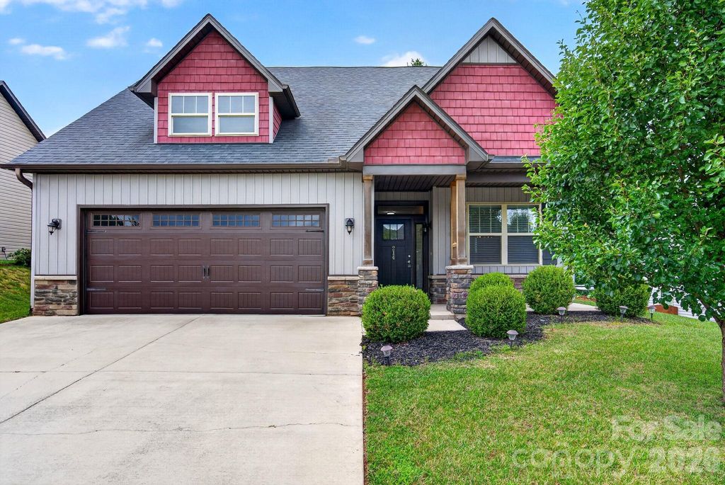 214 Water Leaf Drive, Weaverville, NC 28787