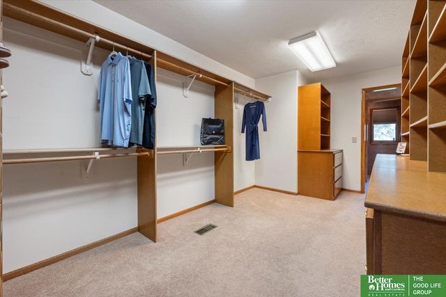 22231 Stoneybrook Drive, Council Bluffs, IA 51503