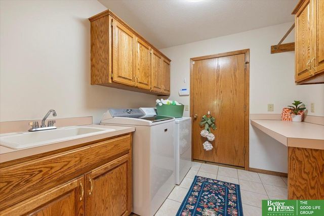 22231 Stoneybrook Drive, Council Bluffs, IA 51503