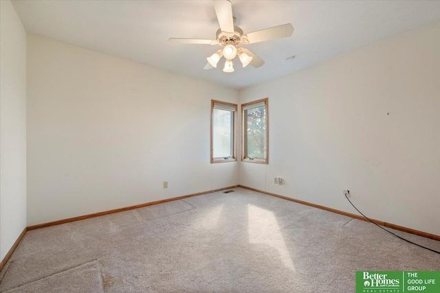 22231 Stoneybrook Drive, Council Bluffs, IA 51503