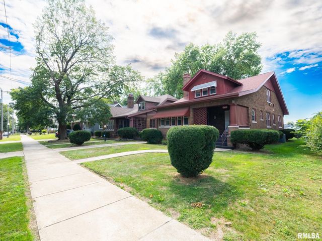 2409 N LINN Street, Peoria, IL 61604