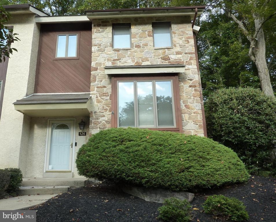 426 HEATHERWOOD DR, Media, PA 19063