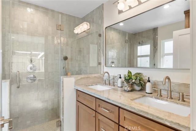 6448 E Los Arcos, Long Beach, CA 90815