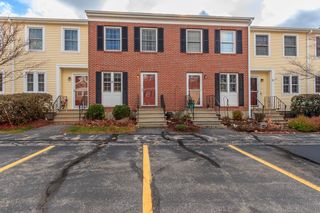 534 Fox Hollow Way, Manchester, NH 03104