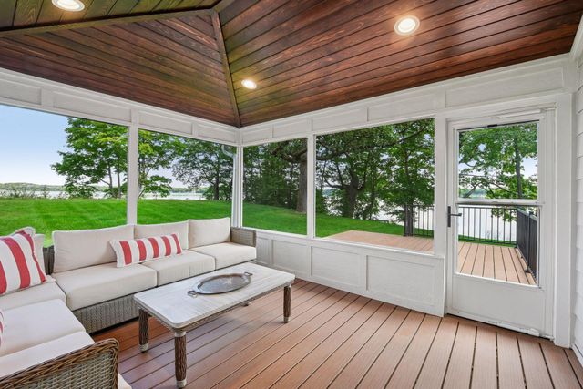 5112 S Lakeshore Drive, Independence, MN 55359