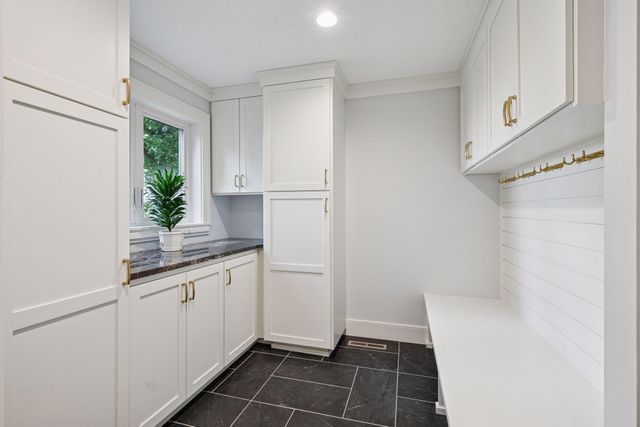 5112 S Lakeshore Drive, Independence, MN 55359