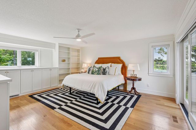 5112 S Lakeshore Drive, Independence, MN 55359