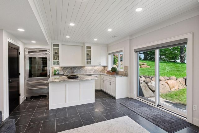 5112 S Lakeshore Drive, Independence, MN 55359