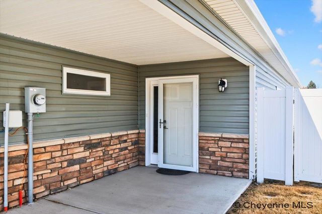 4808 ROCK SPRINGS ST, Cheyenne, WY 82001