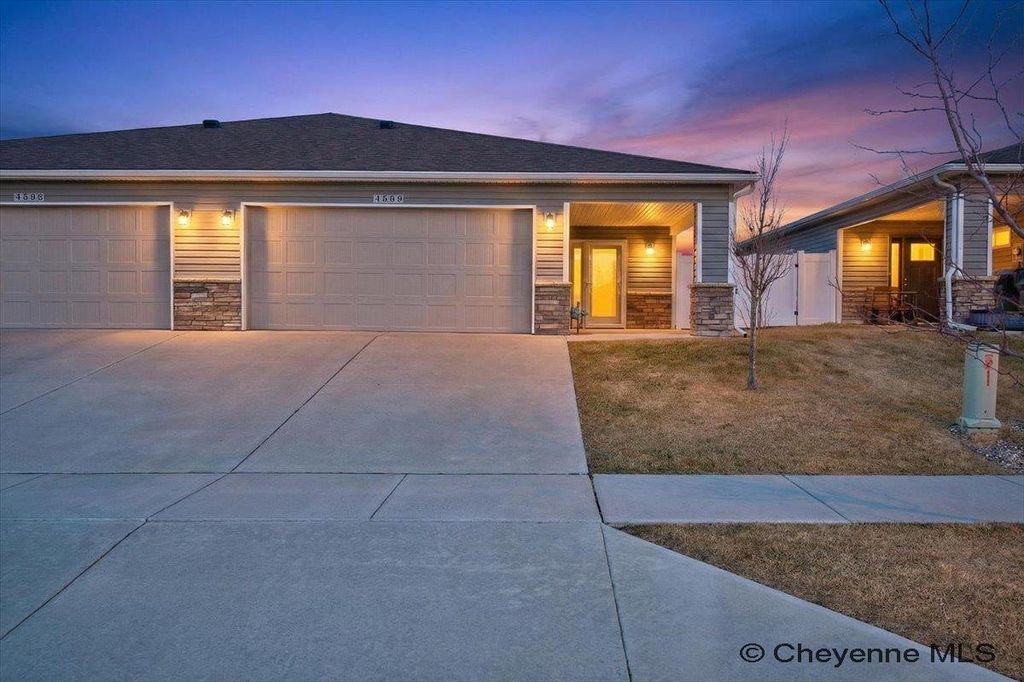 4808 ROCK SPRINGS ST, Cheyenne, WY 82001