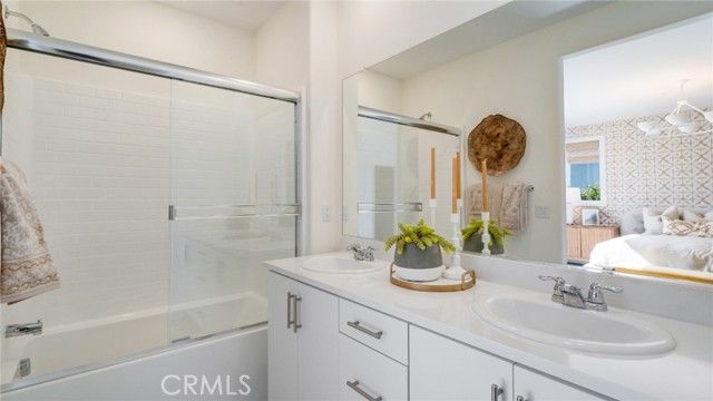 2365 Lionheart Drive, Perris, CA 92570