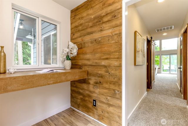 40420 Ski Park Rd E, Eatonville, WA 98328