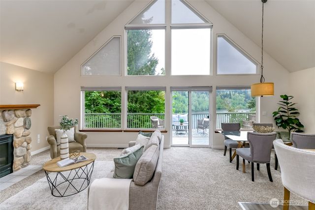 40420 Ski Park Rd E, Eatonville, WA 98328