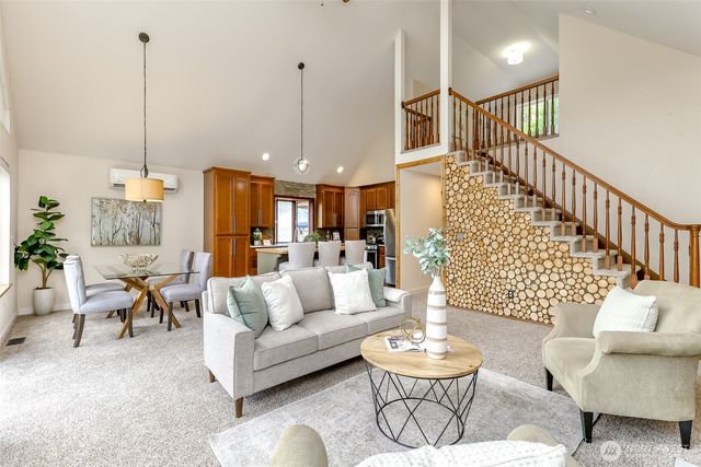 40420 Ski Park Rd E, Eatonville, WA 98328