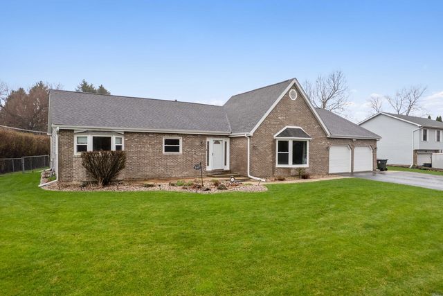 537 Erma Drive, Lake Holiday, IL 60552