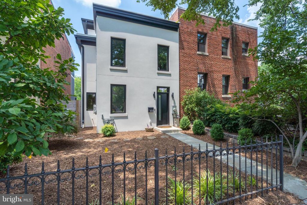 103 17TH ST SE, Washington, DC 20003