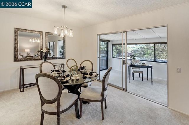 1150 Canyonwood Ct 1, Walnut Creek, CA 94595