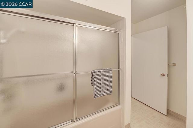 1150 Canyonwood Ct 1, Walnut Creek, CA 94595