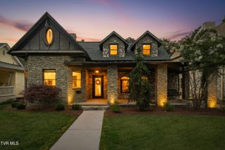 112 West Chestnut Street, Johnson City, TN 37604