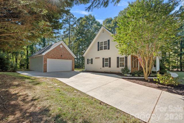 390 Robinson Road, Mooresville, NC 28117