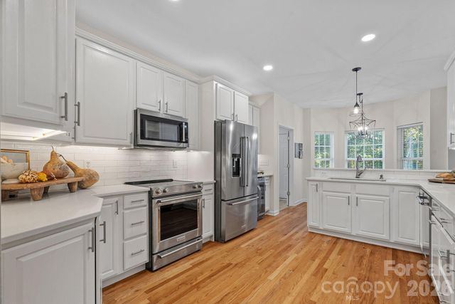 390 Robinson Road, Mooresville, NC 28117