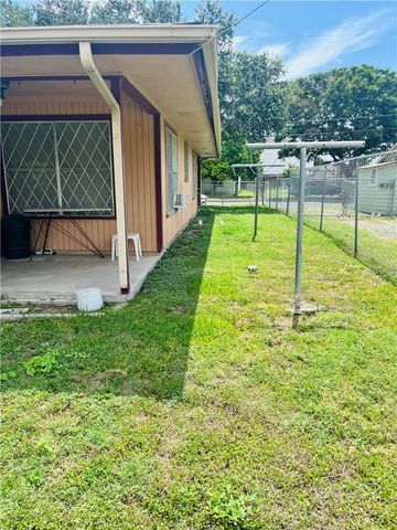215 Hiawatha, Corpus Christi, TX 78405