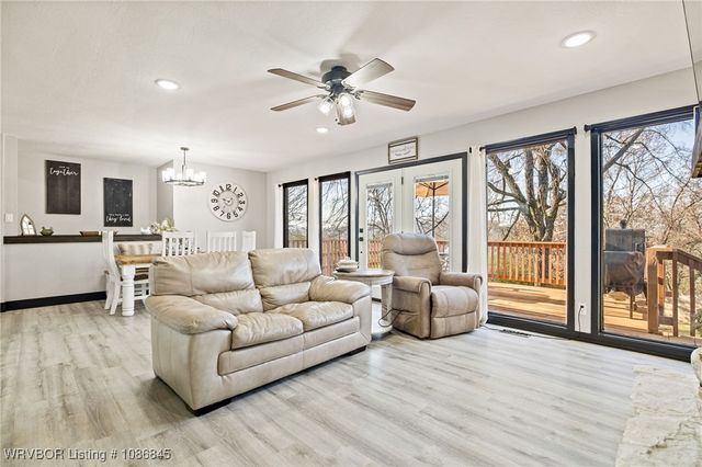 309 W Fresno Circle, Greenwood, AR 72936