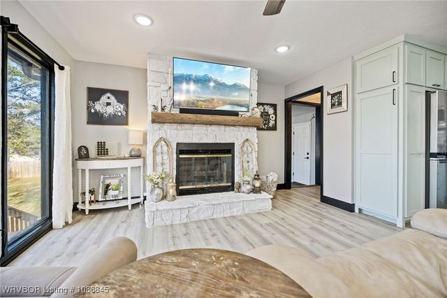 309 W Fresno Circle, Greenwood, AR 72936