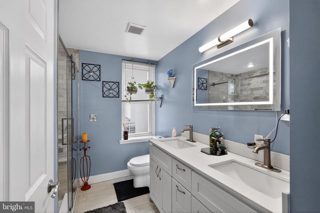 1436 S 16TH ST, Philadelphia, PA 19146