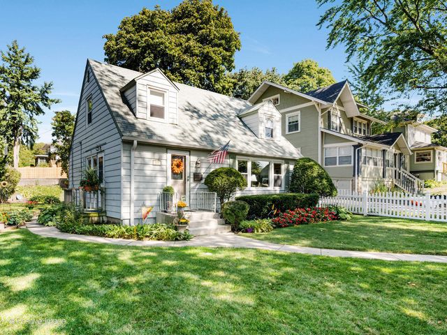 325 E York Avenue, West Chicago, IL 60185