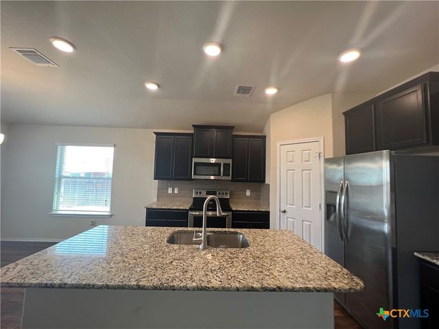 208 Christopher Drive, Killeen, TX 76542