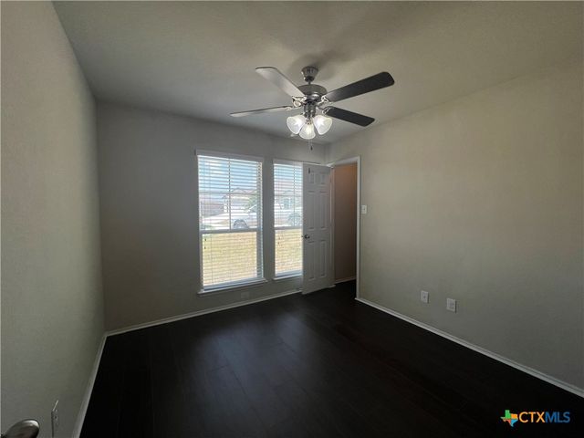 208 Christopher Drive, Killeen, TX 76542