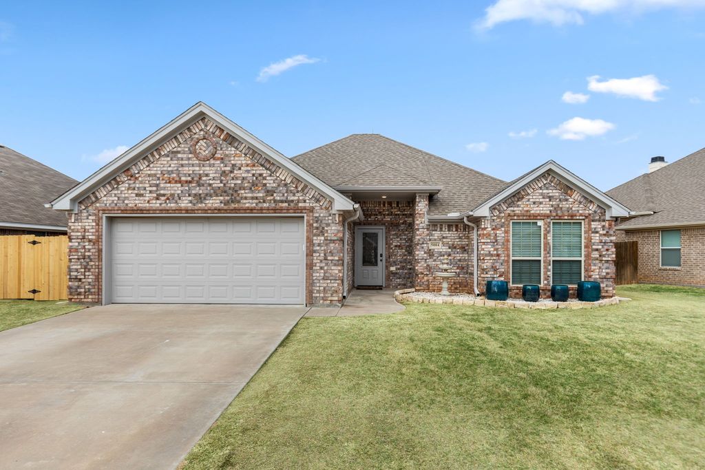 5004 Blue Mesa Lane, Wichita Falls, TX 76310