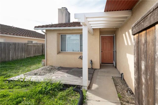 545 E Santa Cruz Court, Santa Maria, CA 93455