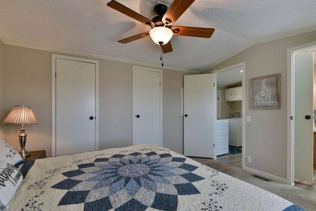 269 Moore Lane, Blue Eye, MO 65611
