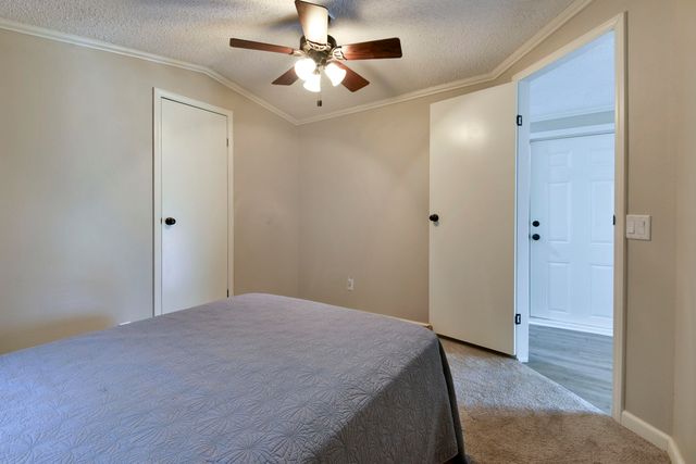 269 Moore Lane, Blue Eye, MO 65611
