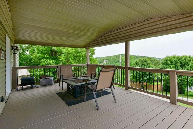269 Moore Lane, Blue Eye, MO 65611